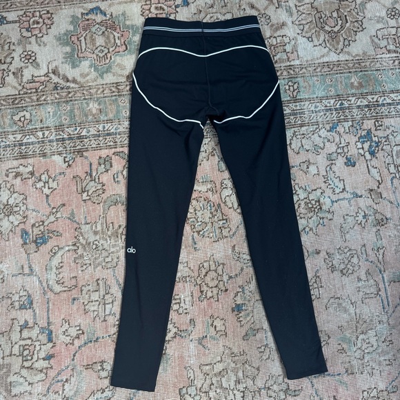 Authentic Alo black set - Picture 5 of 5